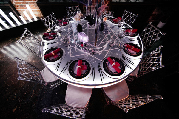 Свадьба в стиле сериала «Очень странные дела»