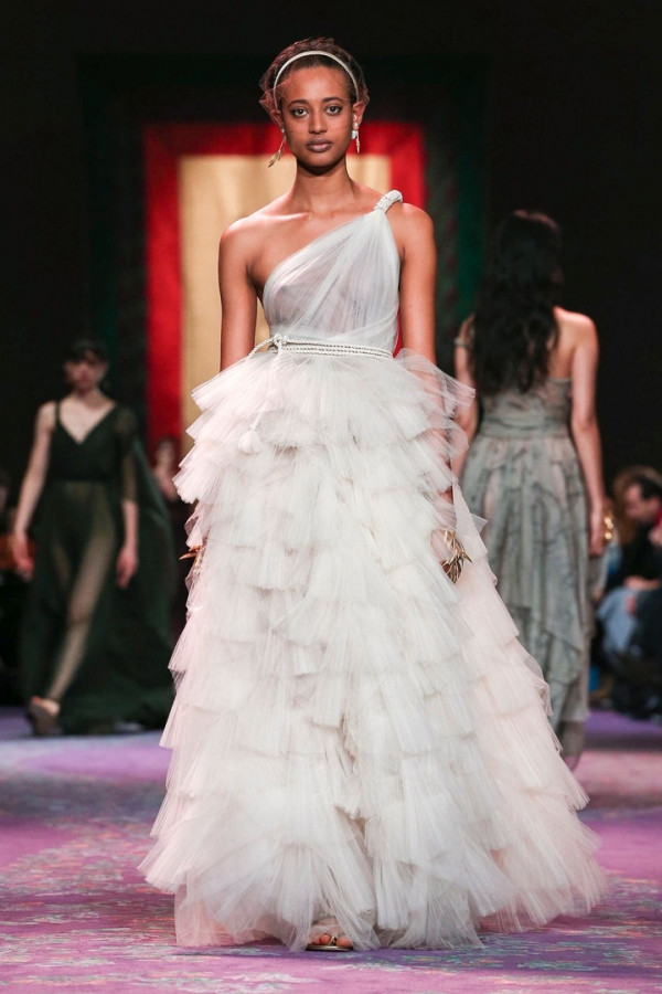 Свадебные платья в кутюрных коллекциях весна-лето 2020