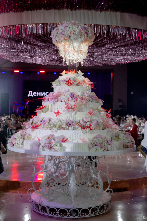 Роскошная свадьба в подмосковном замке