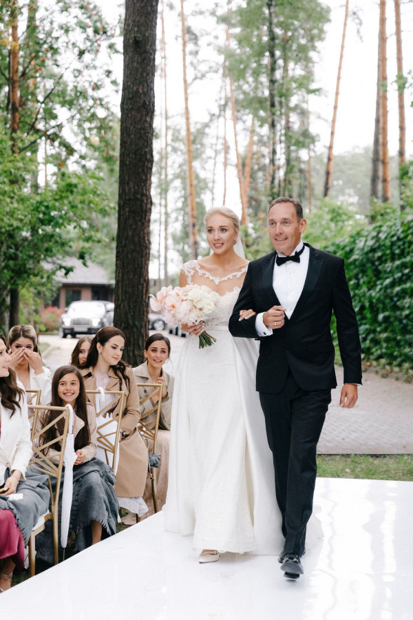 Романтичная свадьба в ресторане «Подмосковные вечера»