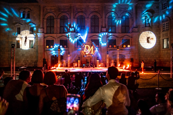 Роскошная свадьба в подмосковном замке