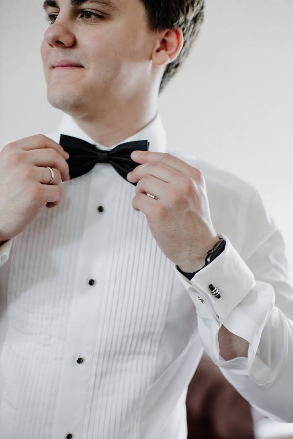 Классическая свадьба, утопающая в пудровых цветах