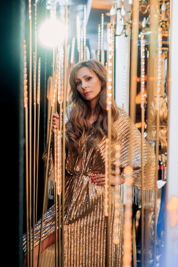 Свадебный декор 2020: свет, неон и другие