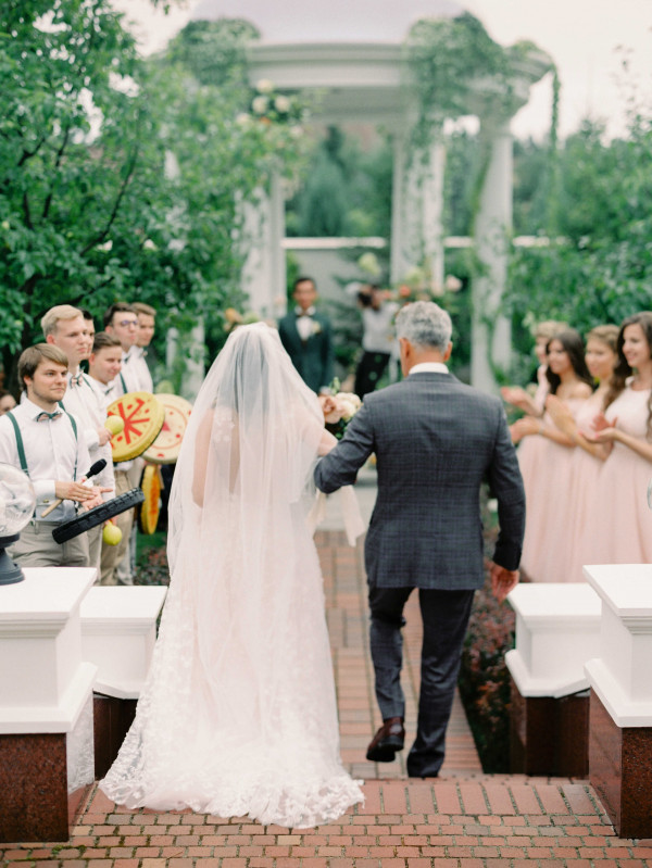 Свадьба в семейном загородном доме