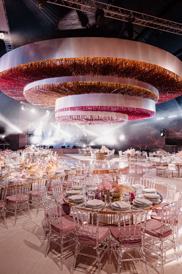 Роскошная свадьба в подмосковном замке