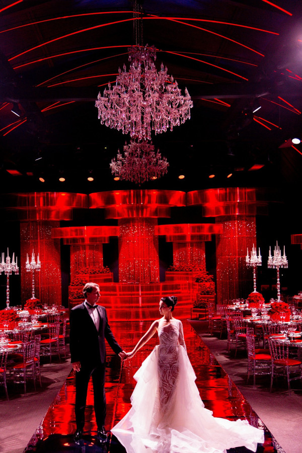 Свадебный декор 2020: свет, неон и другие