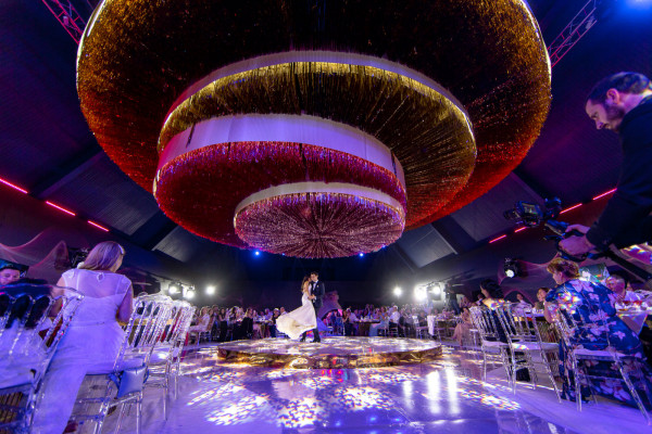 Роскошная свадьба в подмосковном замке