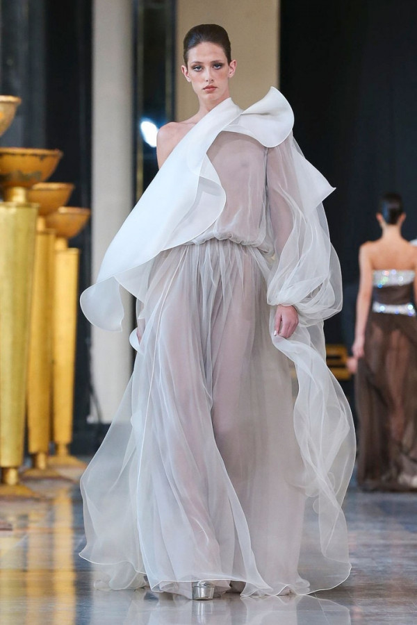 Свадебные платья в кутюрных коллекциях весна-лето 2020