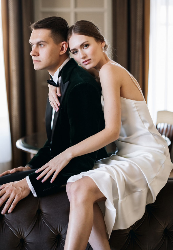 «Аристократическая» свадьба в дворцовых интерьерах