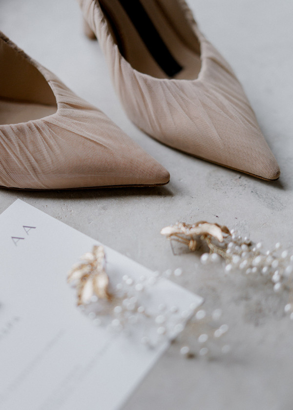 Романтичная свадьба в дождливый день