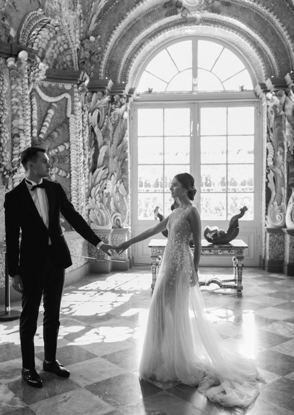 «Аристократическая» свадьба в дворцовых интерьерах