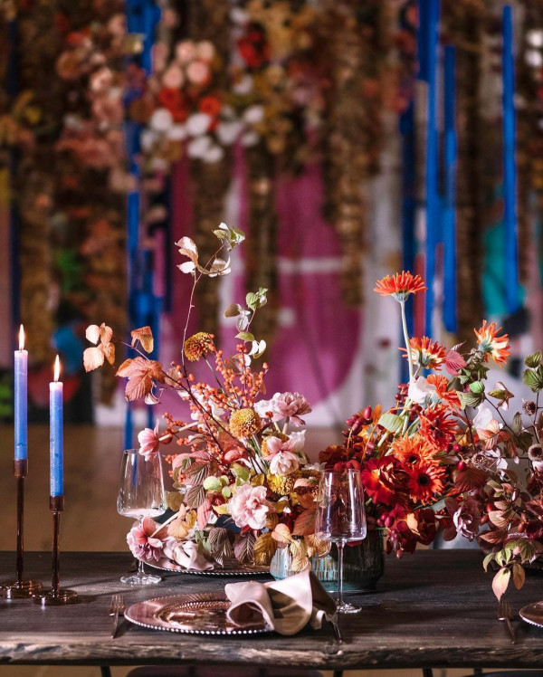 Как использовать на свадьбе главные цвета 2021