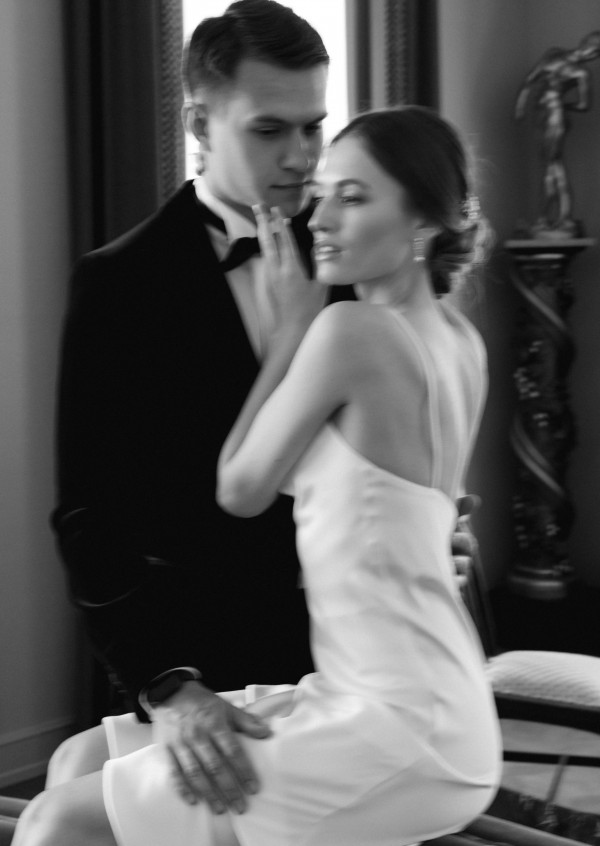 «Аристократическая» свадьба в дворцовых интерьерах