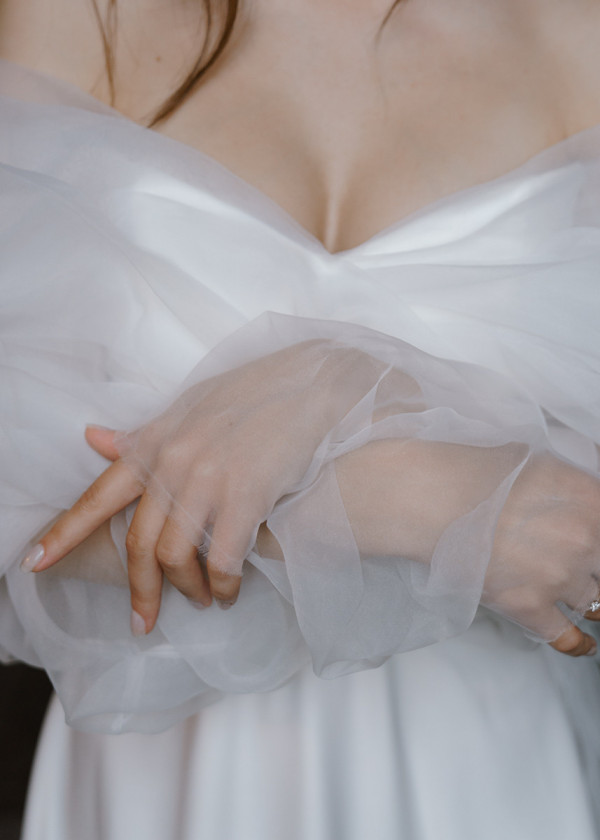 Романтичная свадьба в дождливый день