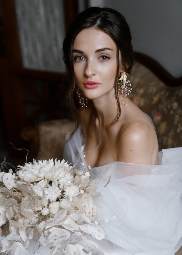 Романтичная свадьба в дождливый день