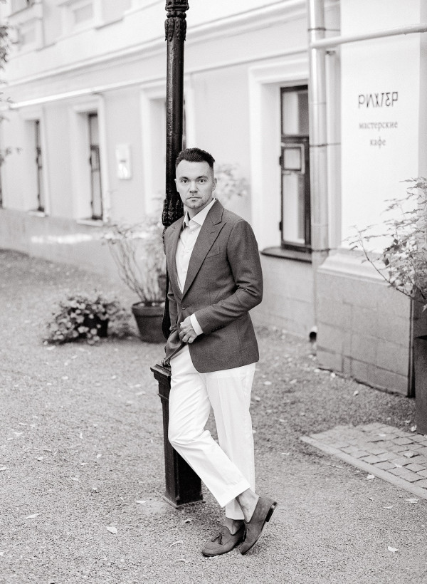 Яркая свадьба на природе