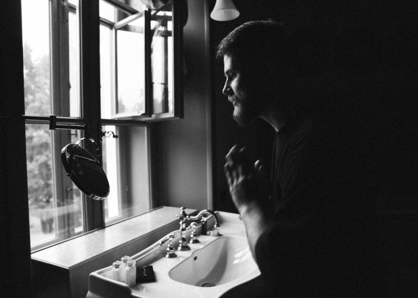 Романтичная свадьба в дождливый день