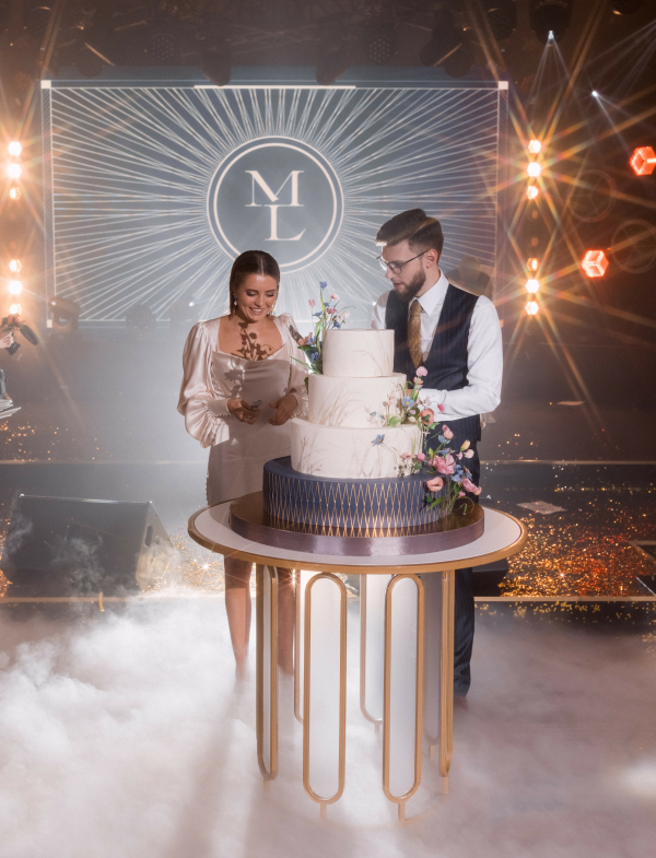 Свадьба под открытым небом в отеле Four