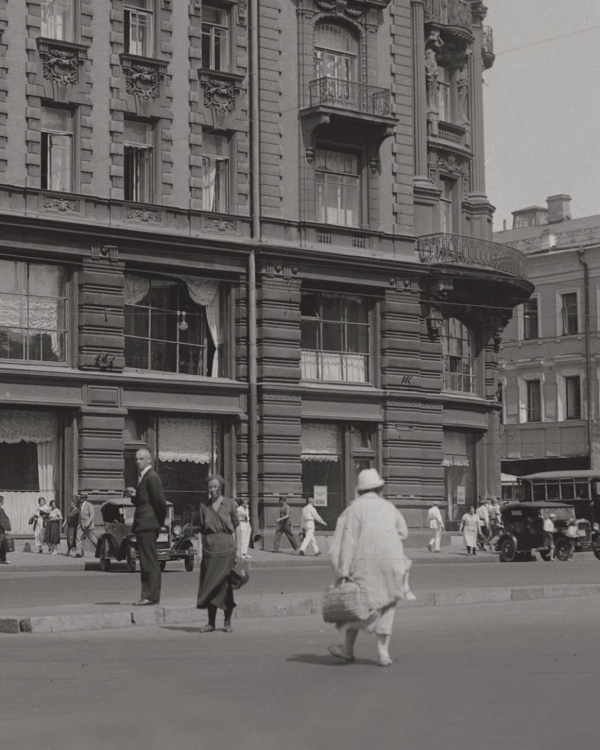 Романтические съемки в исторических интерьерах отеля «Националь»