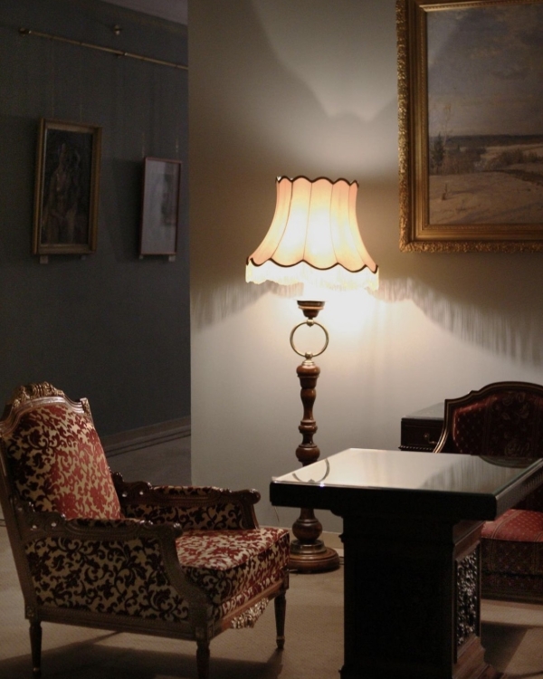 Романтические съемки в исторических интерьерах отеля «Националь»