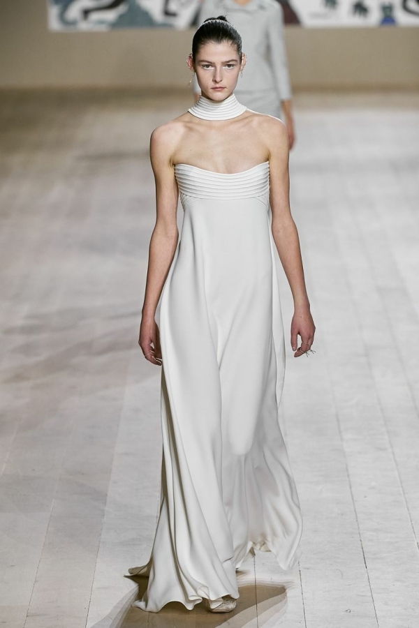 17 трендовых свадебных нарядов с кутюрного показа