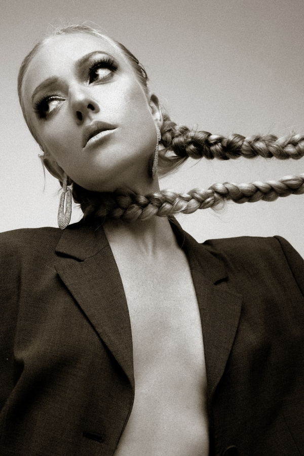 Диджеи Лена Зозуля