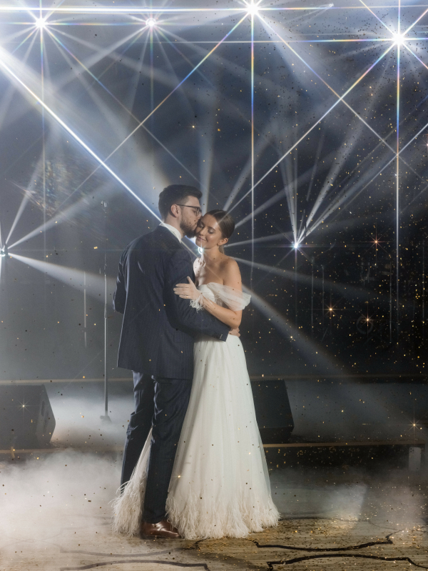 Свадьба под открытым небом в отеле Four