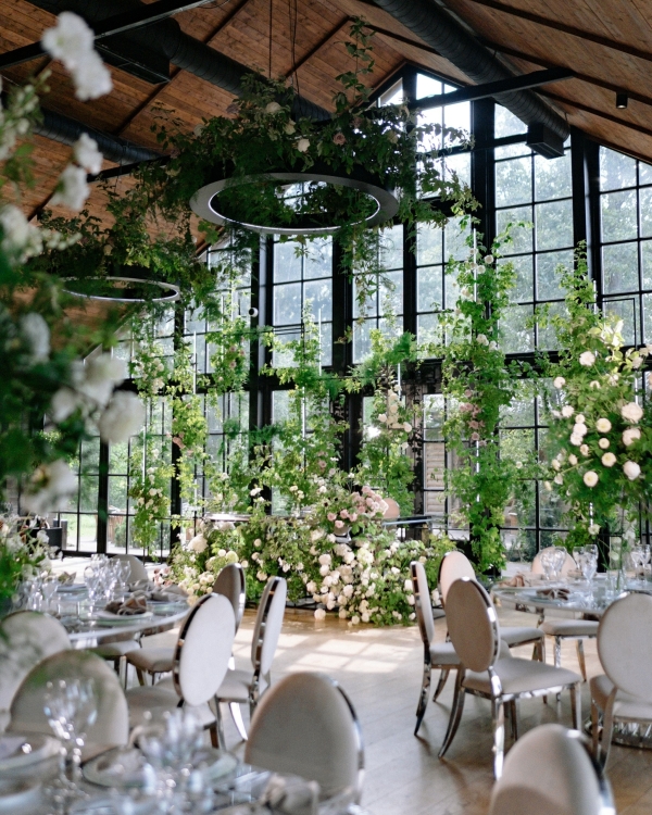 Личные истории в свадебном оформлении