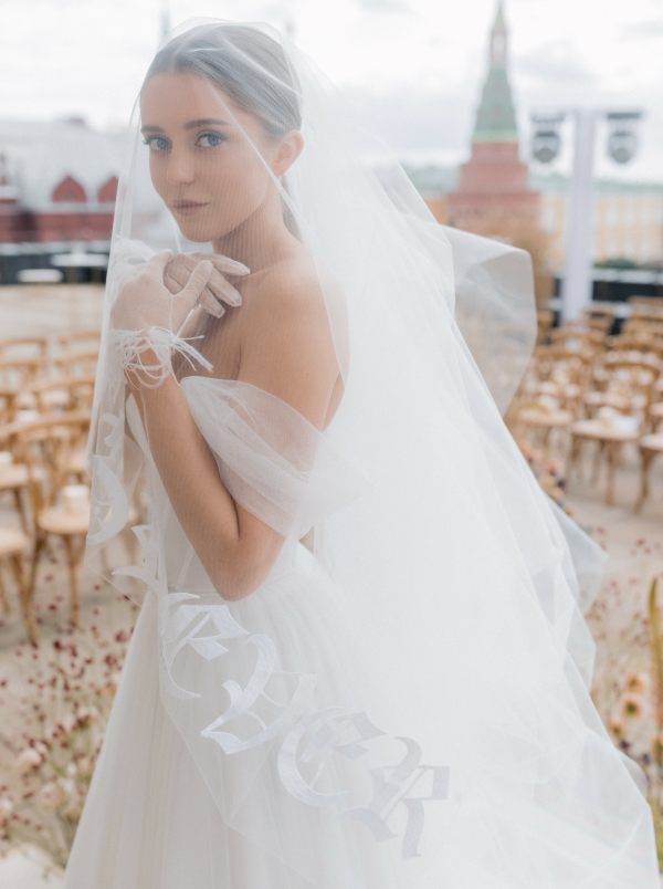 Свадьба под открытым небом в отеле Four