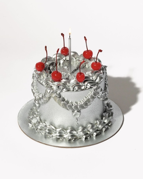 30 дизайнерских свадебных тортов, которые даже резать