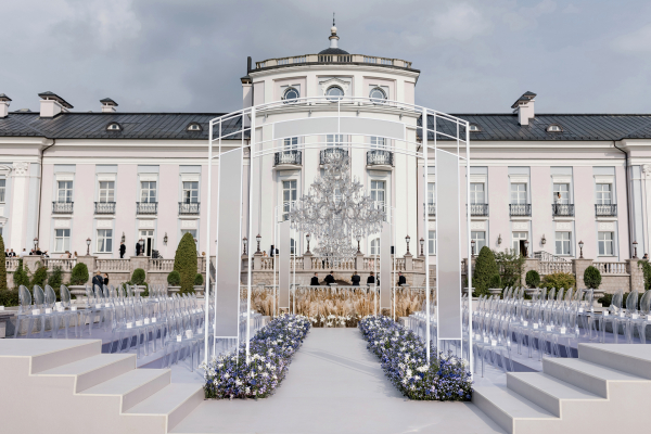 Декораторы ABOUT YOU