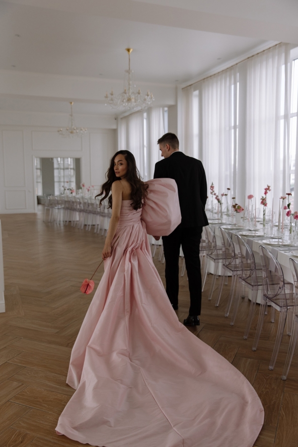 Интервью с невестой: о розовом платье, банкете