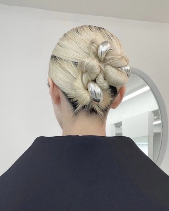 Какие пучки делать невестам в 2023 году?