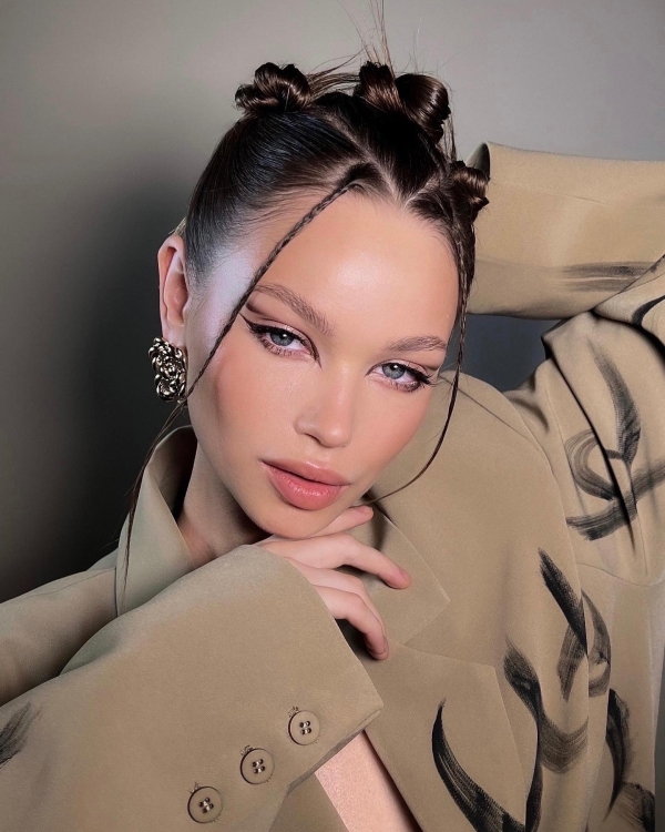 Стилисты Арина Шарина