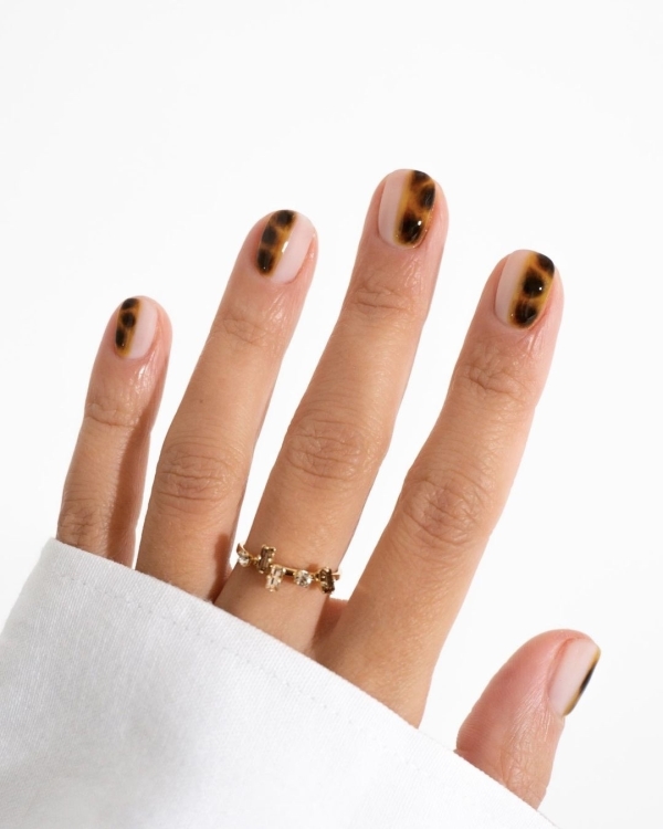 Детокс-идеи маникюра для тех, кто устал от