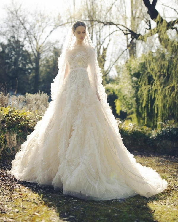 8 культовых дизайнеров свадебных платьев