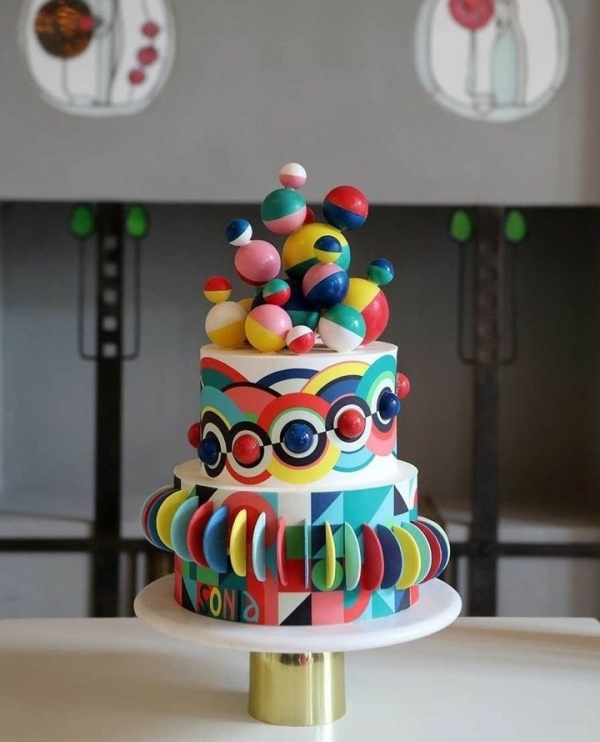 30 дизайнерских свадебных тортов, которые даже резать