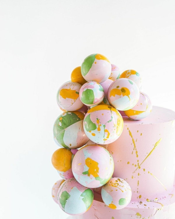 30 дизайнерских свадебных тортов, которые даже резать