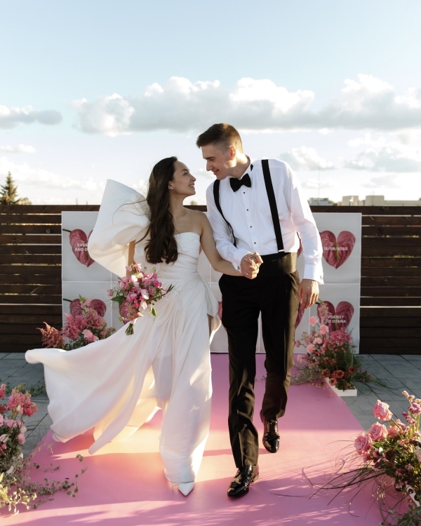 Интервью с невестой: о розовом платье, банкете