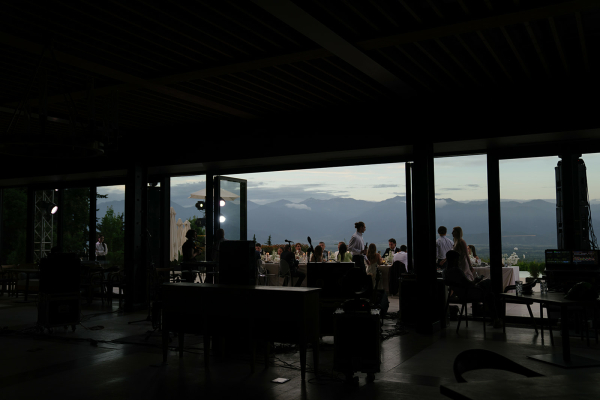 Свадебная церемония в Грузии с видом на