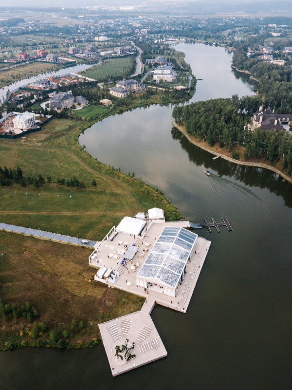 Декораторы ABOUT YOU