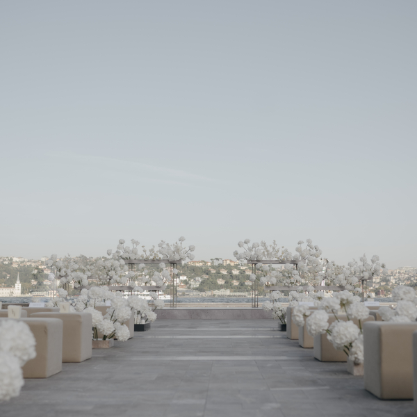 Белоснежная свадьба с видом на Босфор