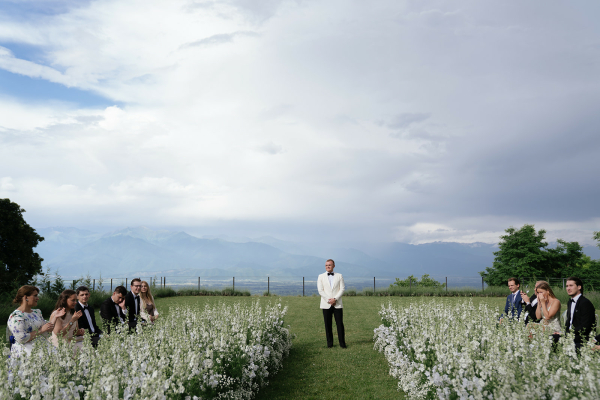 Свадебная церемония в Грузии с видом на