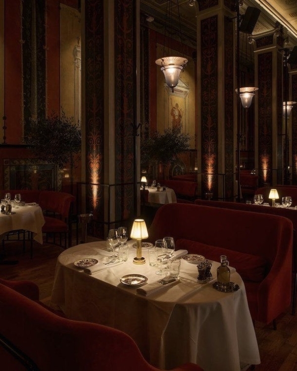 5 ресторанов Москвы, где можно красиво отметить