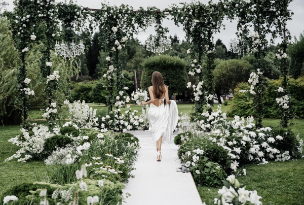 Декораторы ABOUT YOU