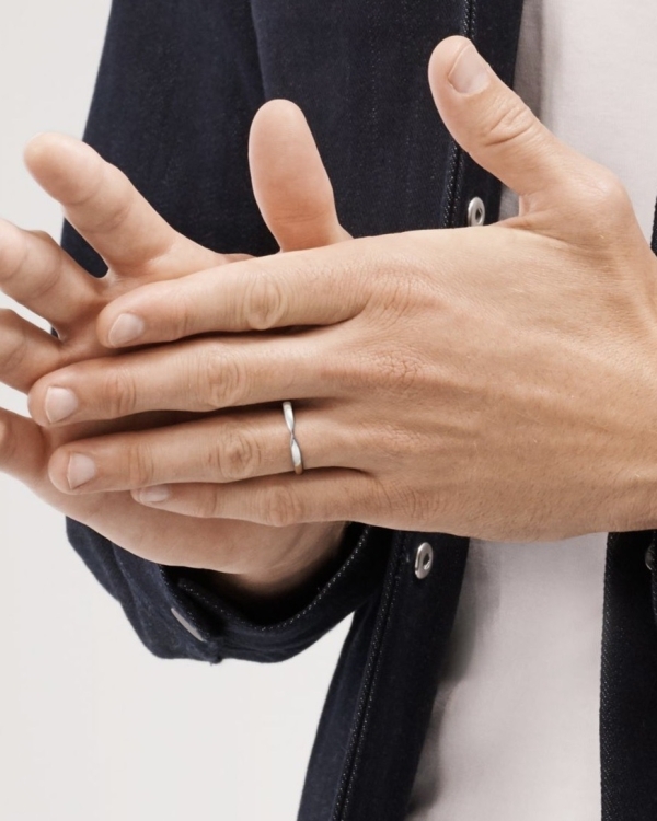 Показываем самые модные обручальные кольца этого сезона