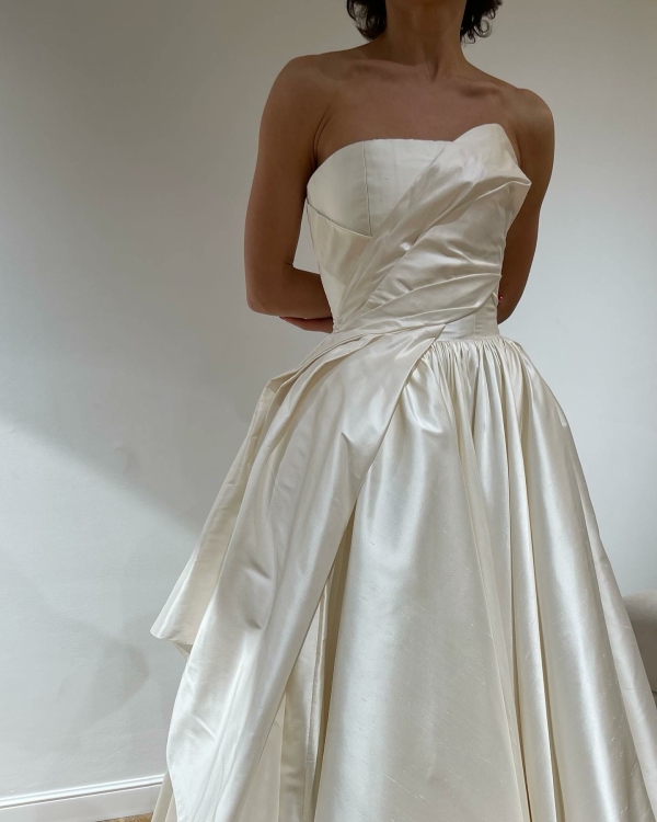 «Детали, крой, ткань — все это не