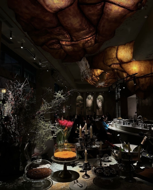 «Руанские соборы» Пушкинского, белоснежные девы в Phantom