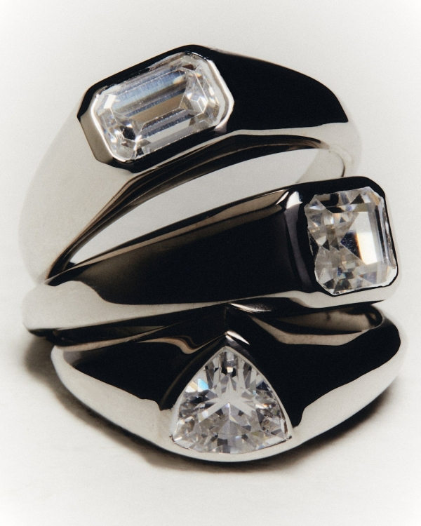 Wrong ring, wrong guy. Сколько должно стоить