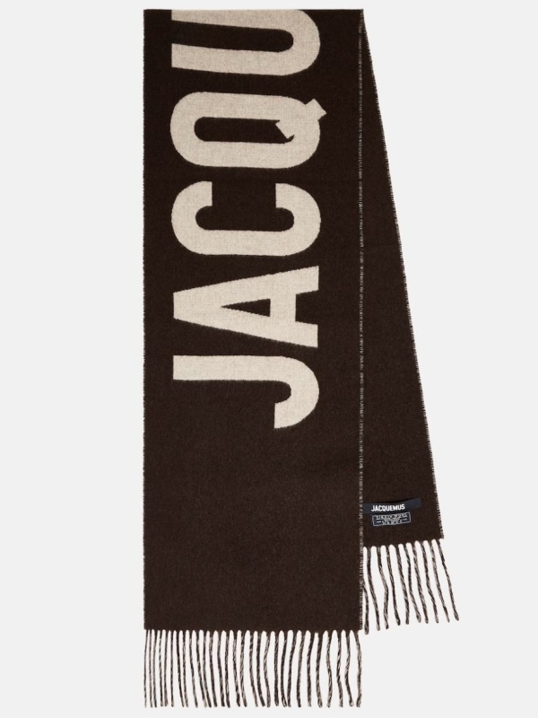 Хотите одеваться минималистично этой зимой? Вдохновляйтесь стилем